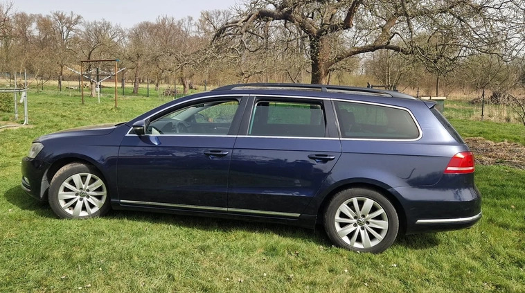 Volkswagen Passat cena 29000 przebieg: 261611, rok produkcji 2011 z Góra małe 29